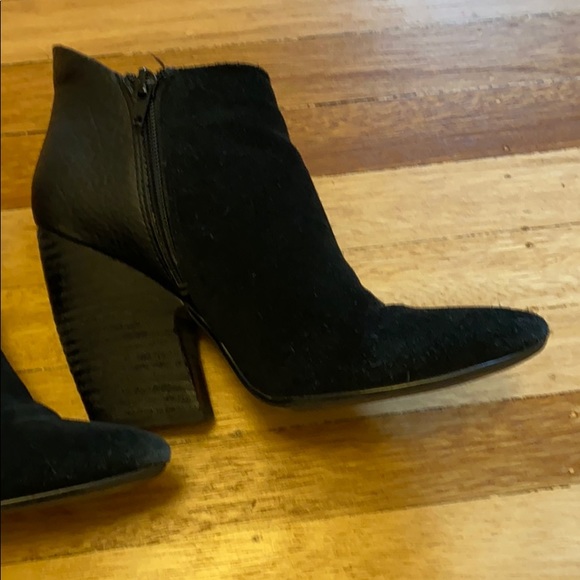 Black booties - Picture 5 of 10
